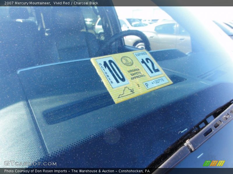 Vivid Red / Charcoal Black 2007 Mercury Mountaineer
