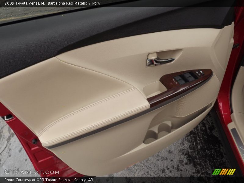 Barcelona Red Metallic / Ivory 2009 Toyota Venza I4