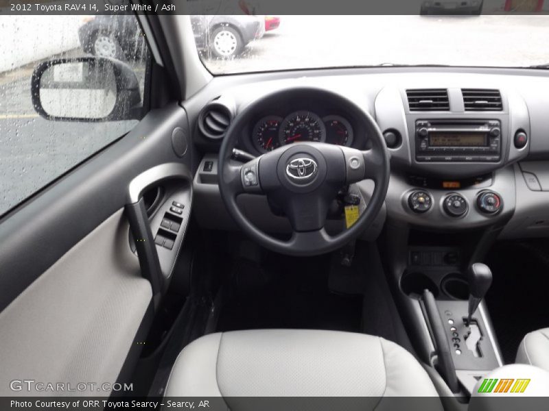 Super White / Ash 2012 Toyota RAV4 I4
