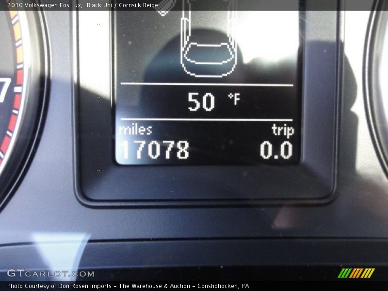 Black Uni / Cornsilk Beige 2010 Volkswagen Eos Lux