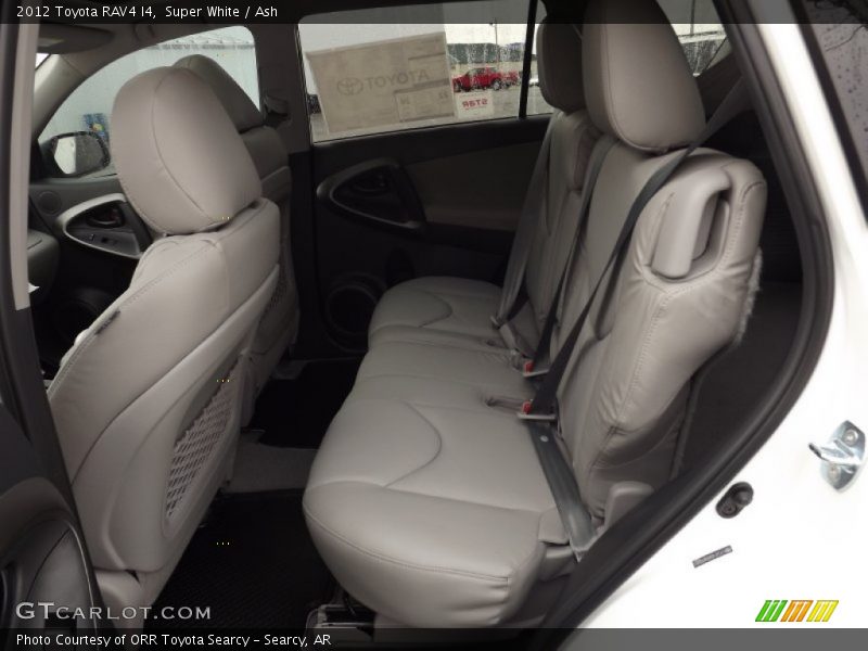 Super White / Ash 2012 Toyota RAV4 I4