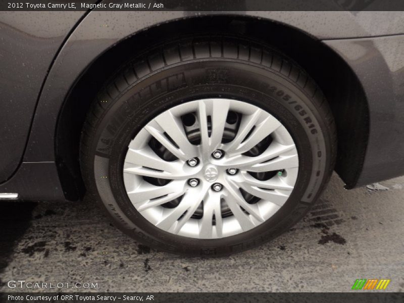 Magnetic Gray Metallic / Ash 2012 Toyota Camry LE