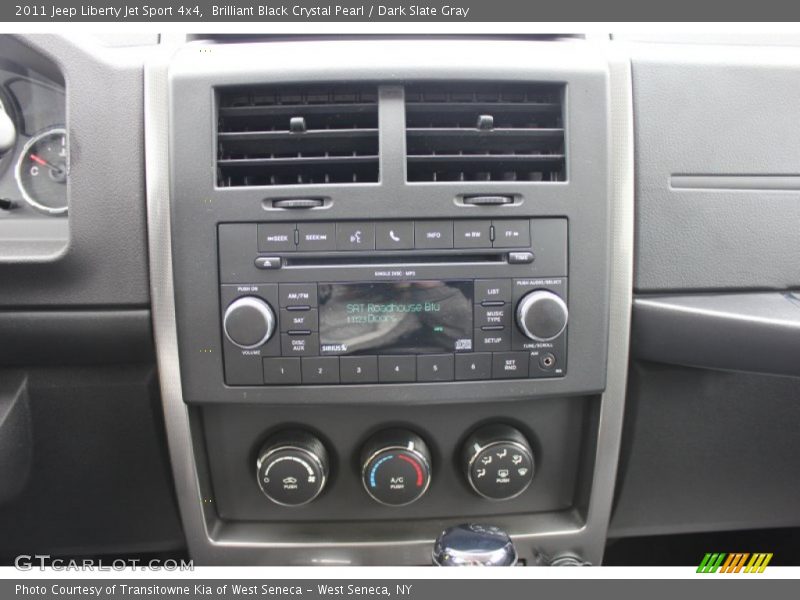 Brilliant Black Crystal Pearl / Dark Slate Gray 2011 Jeep Liberty Jet Sport 4x4