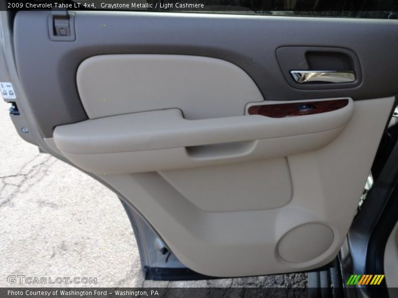 Graystone Metallic / Light Cashmere 2009 Chevrolet Tahoe LT 4x4