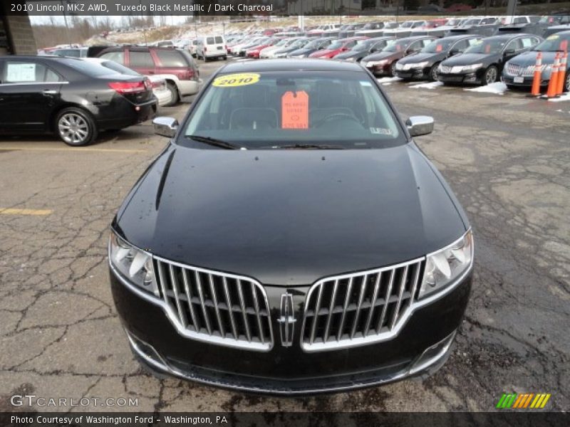 Tuxedo Black Metallic / Dark Charcoal 2010 Lincoln MKZ AWD