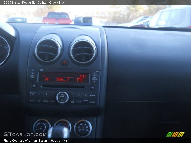 Gotham Gray / Black 2009 Nissan Rogue SL