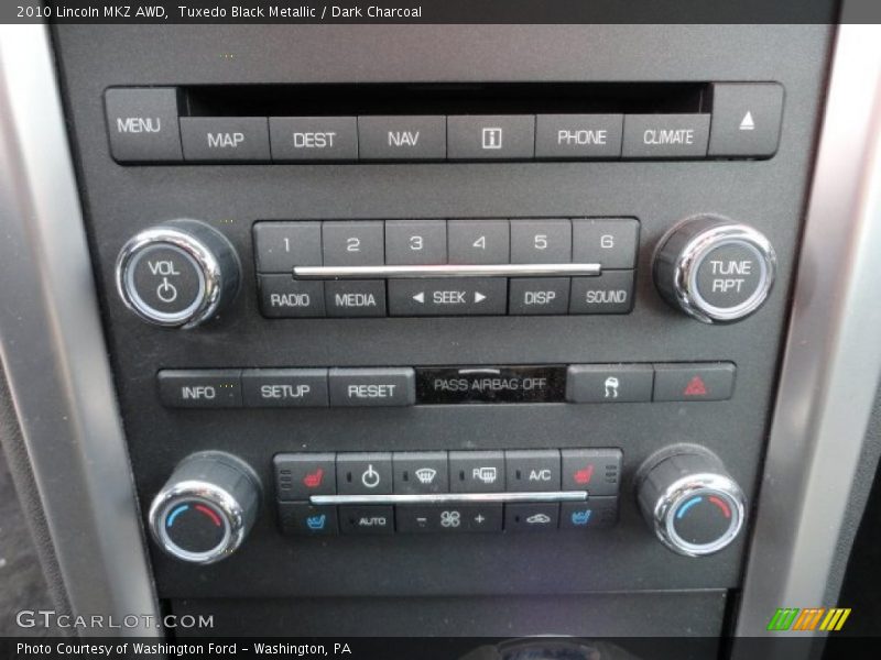 Tuxedo Black Metallic / Dark Charcoal 2010 Lincoln MKZ AWD