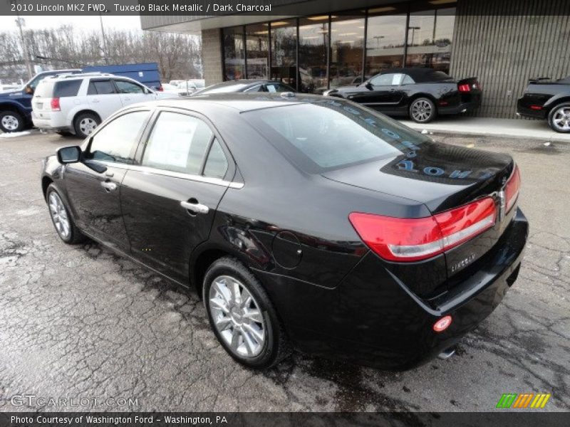Tuxedo Black Metallic / Dark Charcoal 2010 Lincoln MKZ FWD