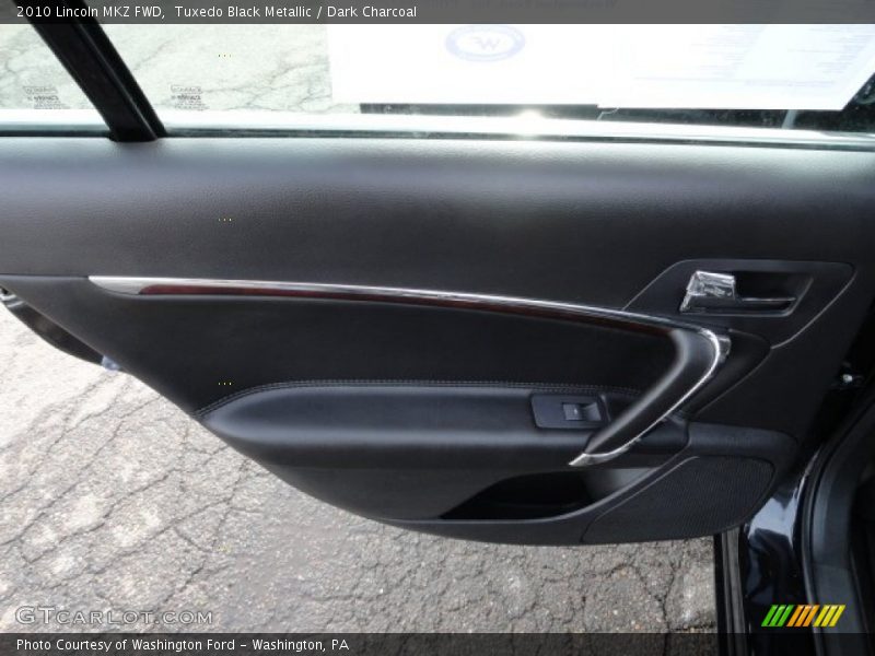 Tuxedo Black Metallic / Dark Charcoal 2010 Lincoln MKZ FWD