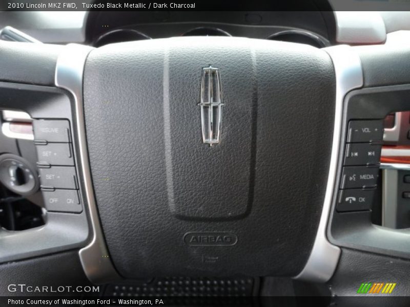 Tuxedo Black Metallic / Dark Charcoal 2010 Lincoln MKZ FWD