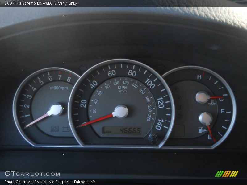 Silver / Gray 2007 Kia Sorento LX 4WD