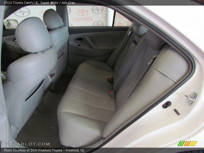 Super White / Ash Gray 2010 Toyota Camry LE