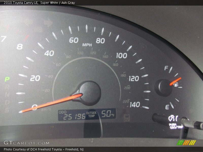 Super White / Ash Gray 2010 Toyota Camry LE