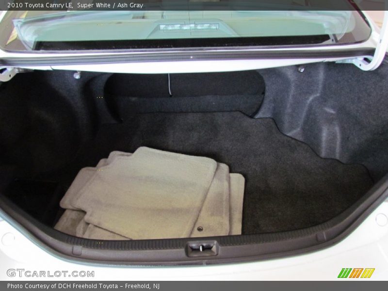 Super White / Ash Gray 2010 Toyota Camry LE