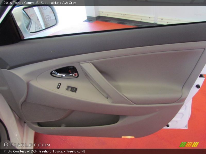 Super White / Ash Gray 2010 Toyota Camry LE