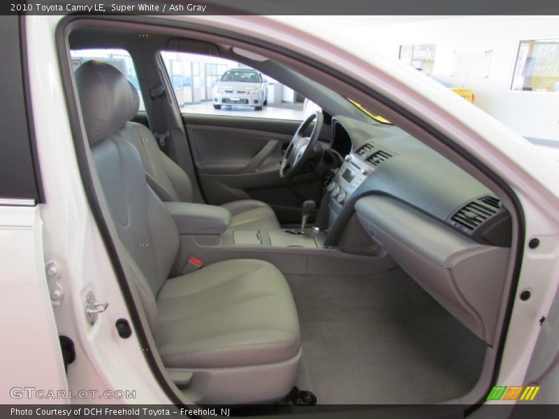 Super White / Ash Gray 2010 Toyota Camry LE