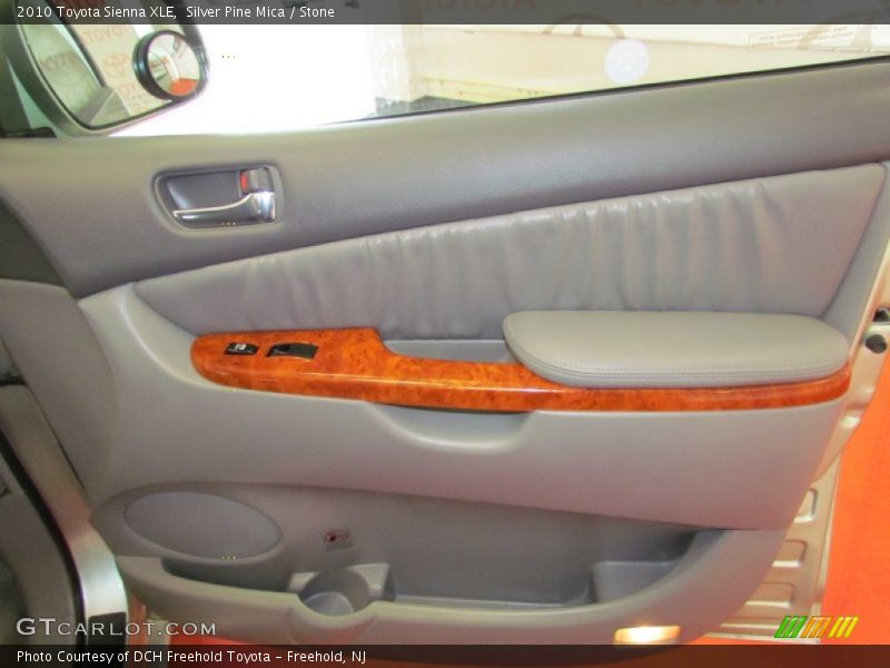 Silver Pine Mica / Stone 2010 Toyota Sienna XLE