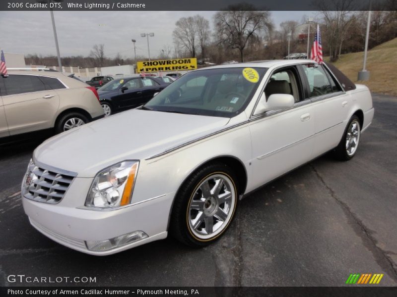 White Lightning / Cashmere 2006 Cadillac DTS