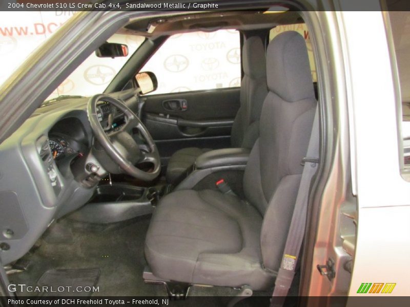 Sandalwood Metallic / Graphite 2004 Chevrolet S10 LS Crew Cab 4x4