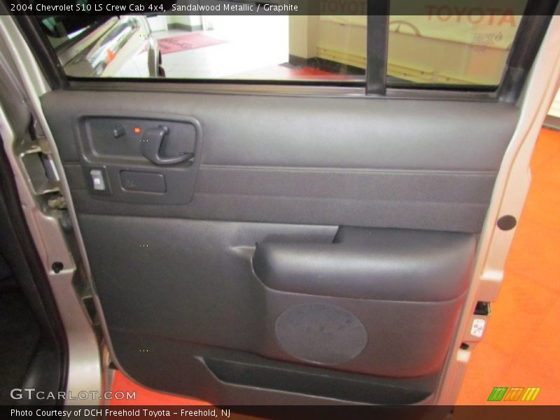 Sandalwood Metallic / Graphite 2004 Chevrolet S10 LS Crew Cab 4x4