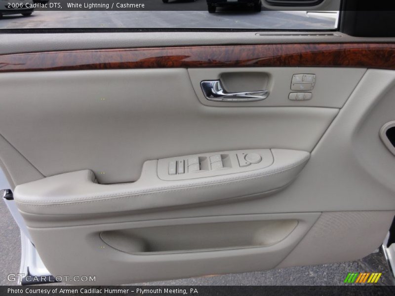 White Lightning / Cashmere 2006 Cadillac DTS