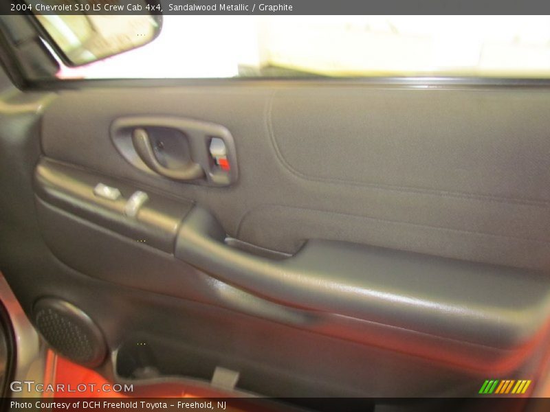Sandalwood Metallic / Graphite 2004 Chevrolet S10 LS Crew Cab 4x4