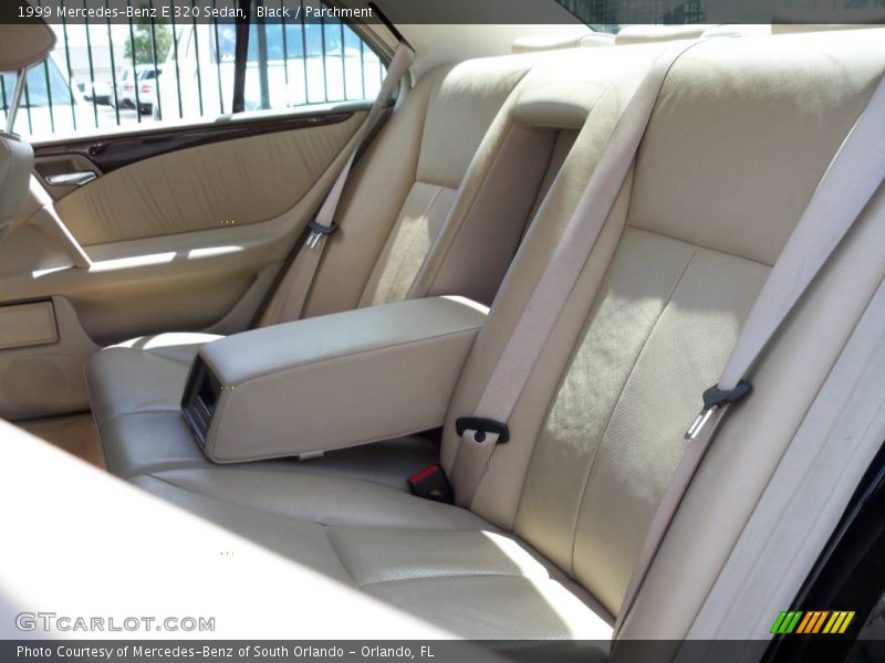 Black / Parchment 1999 Mercedes-Benz E 320 Sedan