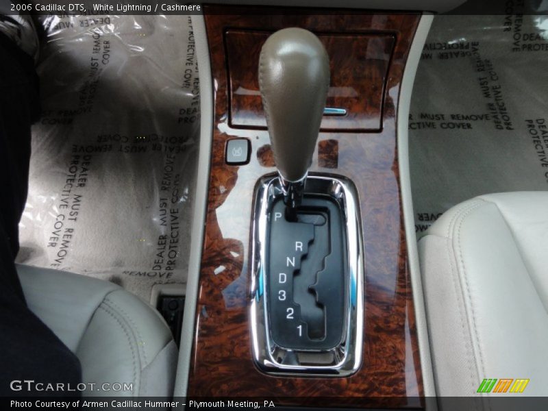  2006 DTS  4 Speed Automatic Shifter