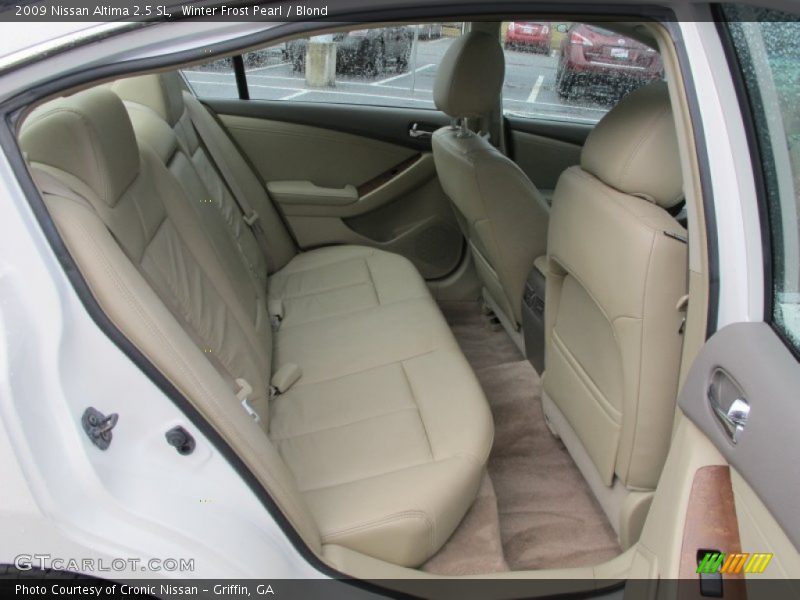 Winter Frost Pearl / Blond 2009 Nissan Altima 2.5 SL