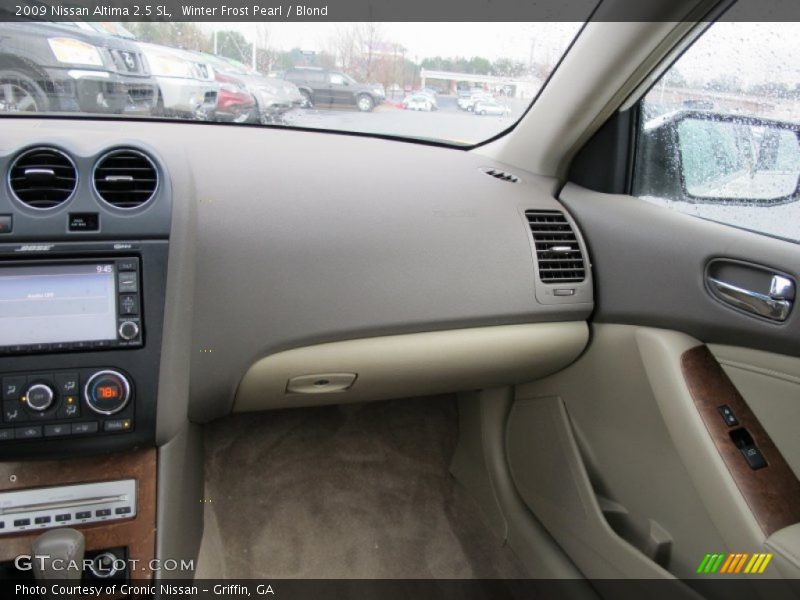 Winter Frost Pearl / Blond 2009 Nissan Altima 2.5 SL