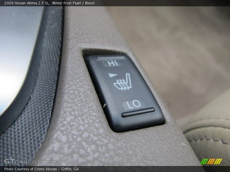 Winter Frost Pearl / Blond 2009 Nissan Altima 2.5 SL