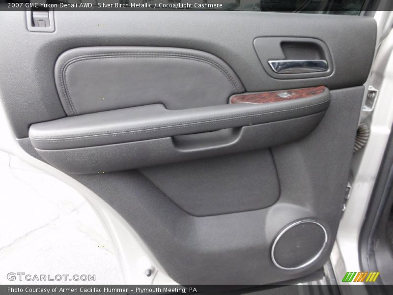 Silver Birch Metallic / Cocoa/Light Cashmere 2007 GMC Yukon Denali AWD