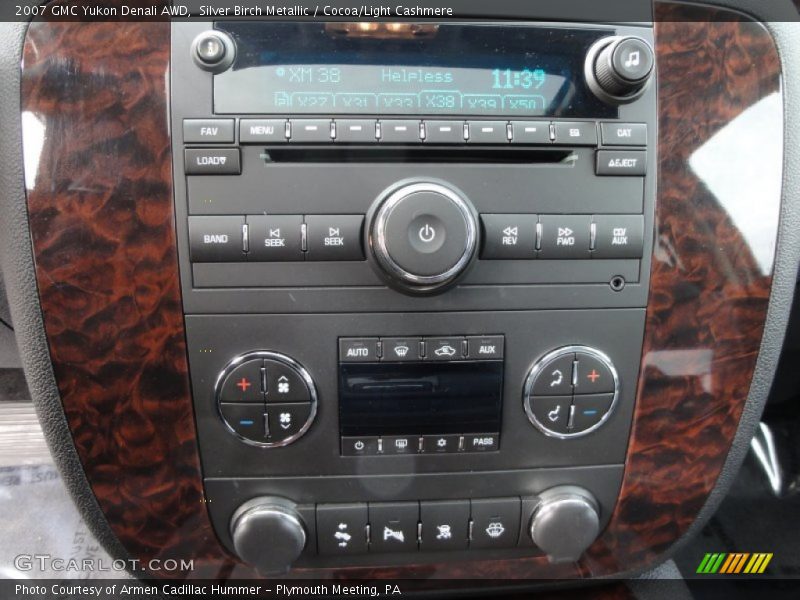 Silver Birch Metallic / Cocoa/Light Cashmere 2007 GMC Yukon Denali AWD