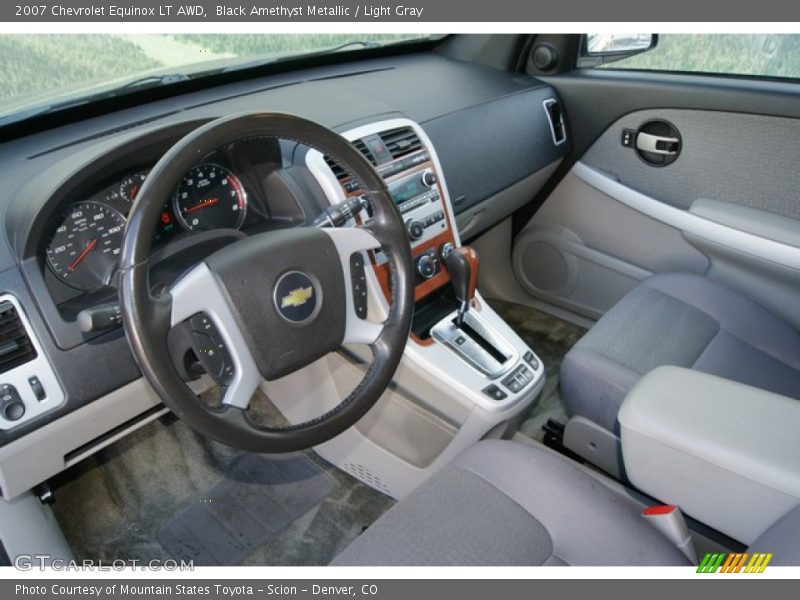 Dashboard of 2007 Equinox LT AWD