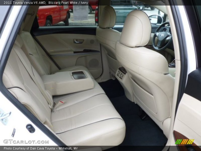 Blizzard Pearl White / Ivory 2011 Toyota Venza V6 AWD