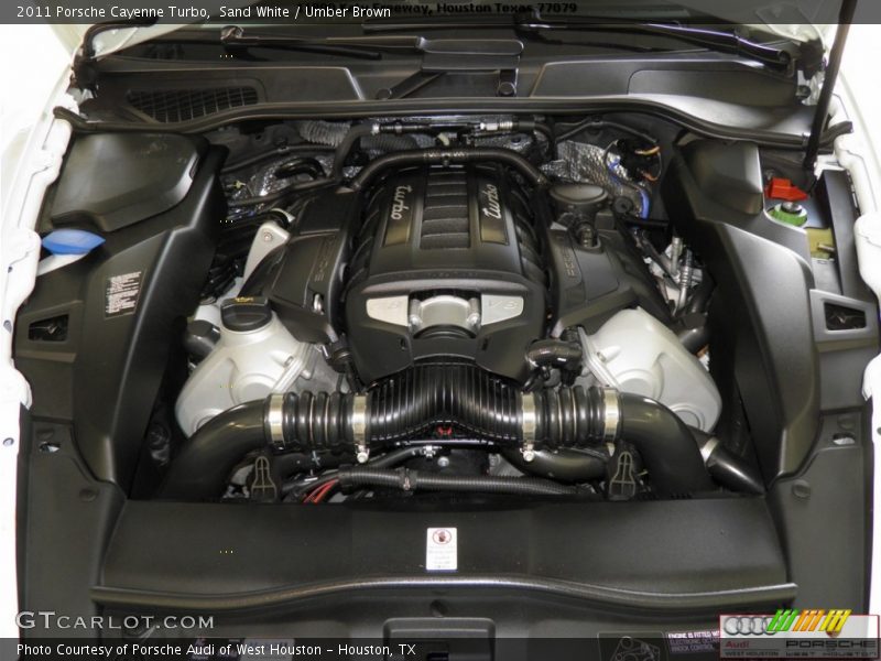 Sand White / Umber Brown 2011 Porsche Cayenne Turbo