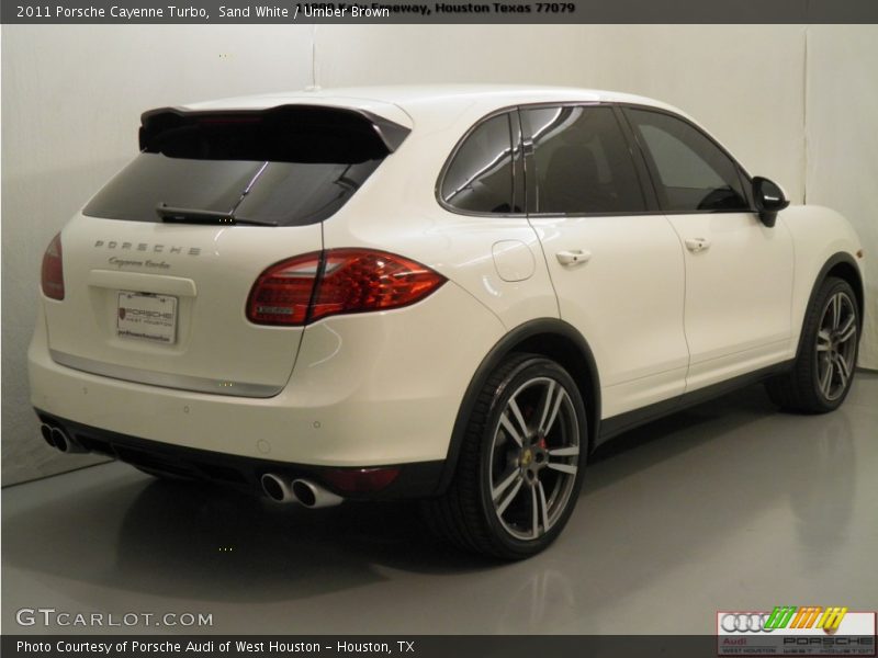 Sand White / Umber Brown 2011 Porsche Cayenne Turbo