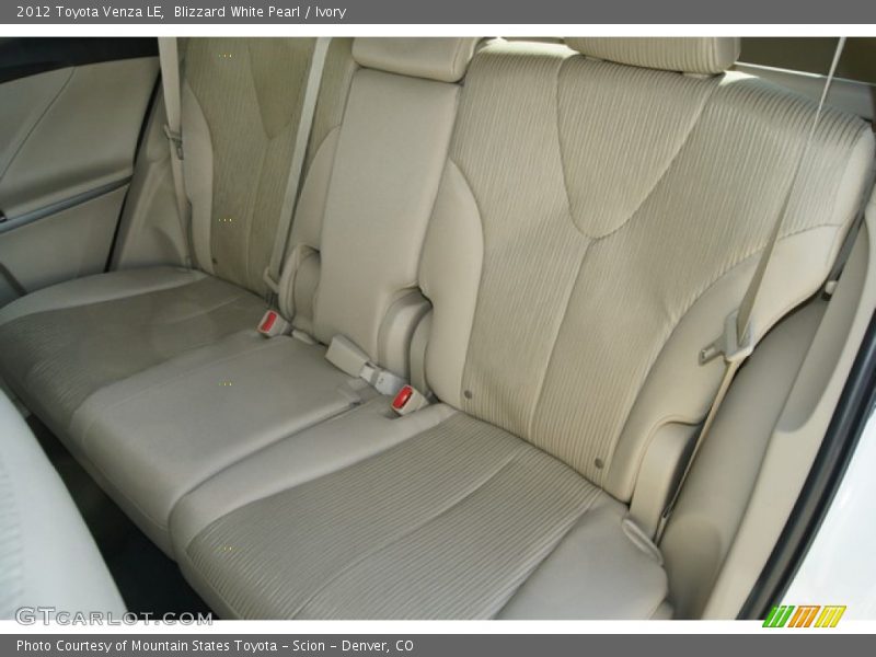 Blizzard White Pearl / Ivory 2012 Toyota Venza LE