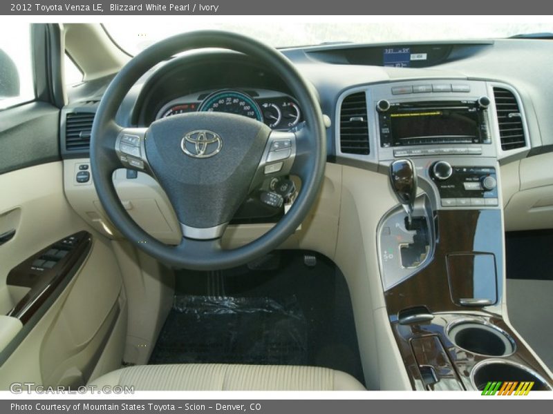 Blizzard White Pearl / Ivory 2012 Toyota Venza LE