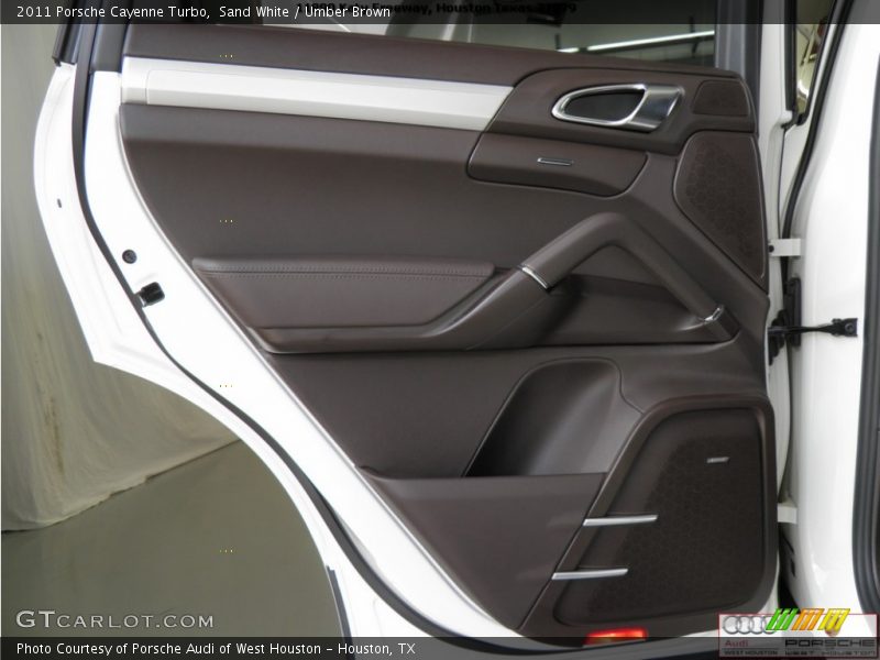 Sand White / Umber Brown 2011 Porsche Cayenne Turbo