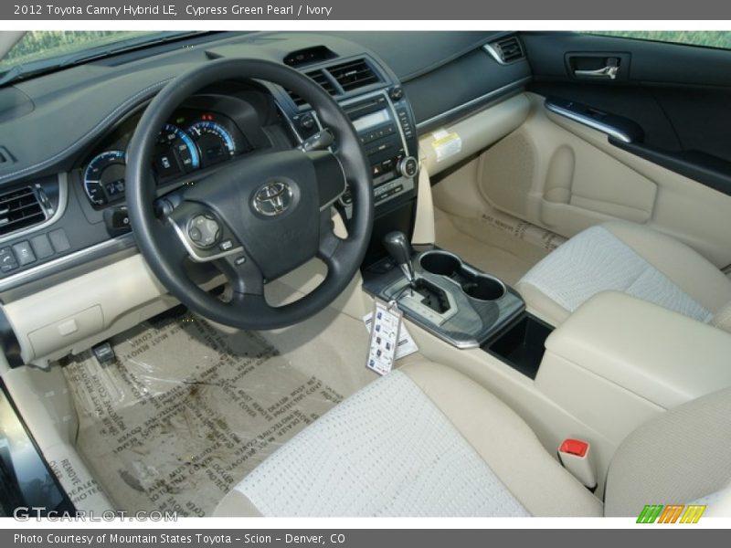 Cypress Green Pearl / Ivory 2012 Toyota Camry Hybrid LE