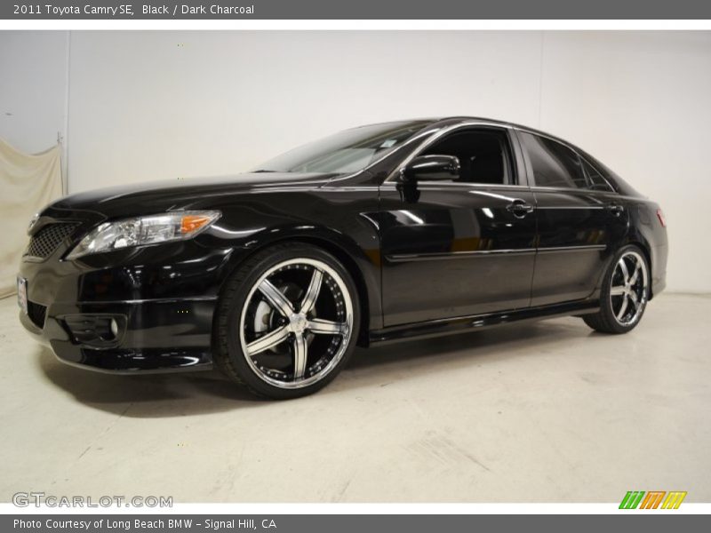 Black / Dark Charcoal 2011 Toyota Camry SE