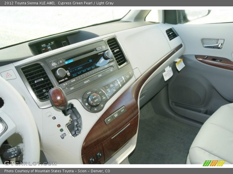 Cypress Green Pearl / Light Gray 2012 Toyota Sienna XLE AWD