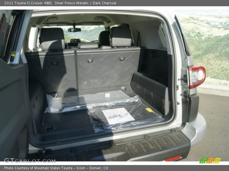 Silver Fresco Metallic / Dark Charcoal 2012 Toyota FJ Cruiser 4WD