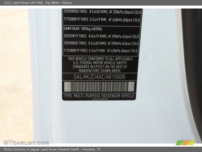 Fuji White / Ebony 2012 Land Rover LR4 HSE