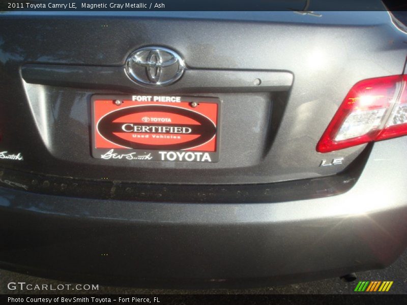 Magnetic Gray Metallic / Ash 2011 Toyota Camry LE