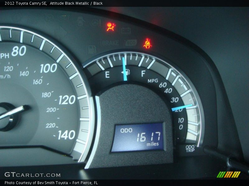 Attitude Black Metallic / Black 2012 Toyota Camry SE