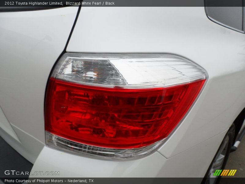 Blizzard White Pearl / Black 2012 Toyota Highlander Limited