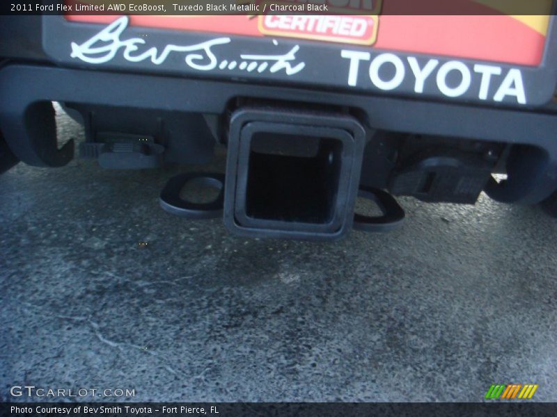 Tuxedo Black Metallic / Charcoal Black 2011 Ford Flex Limited AWD EcoBoost