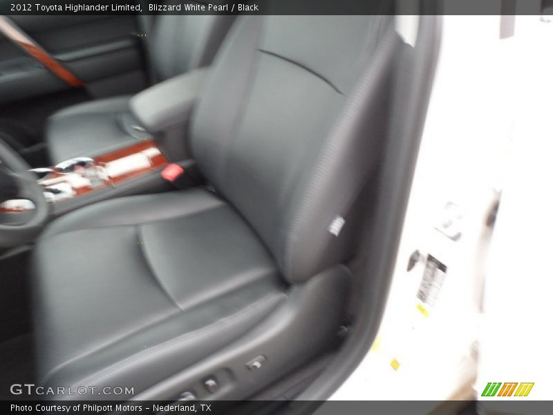 Blizzard White Pearl / Black 2012 Toyota Highlander Limited